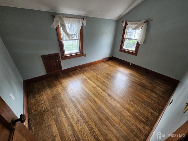 75 N Main St N, Cranbury, NJ 08512 - photo 17