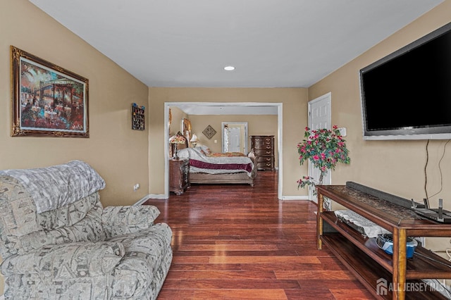 9 Narrow Brook Ct, Plainsboro, NJ 08536 - living room featuring wood finished floors, baseboards, and recessed lighting