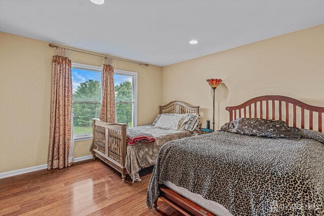 9 Narrow Brook Ct, Plainsboro, NJ 08536 - bedroom featuring wood finished floors, baseboards, and recessed lighting