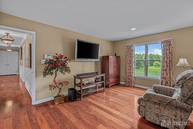 9 Narrow Brook Ct, Plainsboro, NJ 08536 - sitting room featuring wood finished floors, baseboards, and recessed lighting