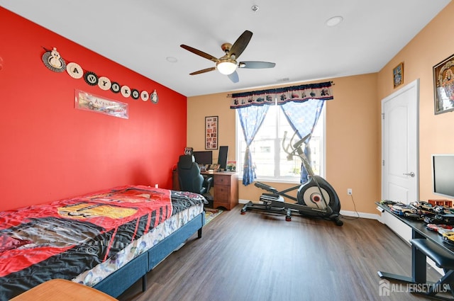 2022 Edward Stec Blvd, Edison, NJ 08837 - bedroom featuring wood finished floors, baseboards, ceiling fan, and a desk