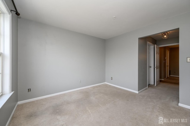 937 Waterford Dr, Edison, NJ 08817 - photo 19