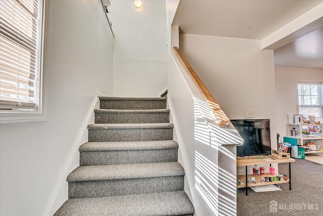82 Louis St, New Brunswick, NJ 08901 - photo 20