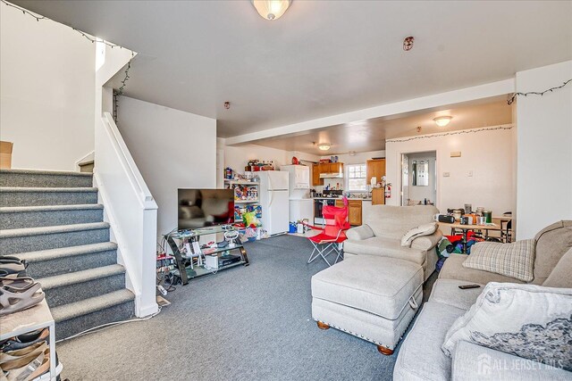 82 Louis St, New Brunswick, NJ 08901 - photo 44