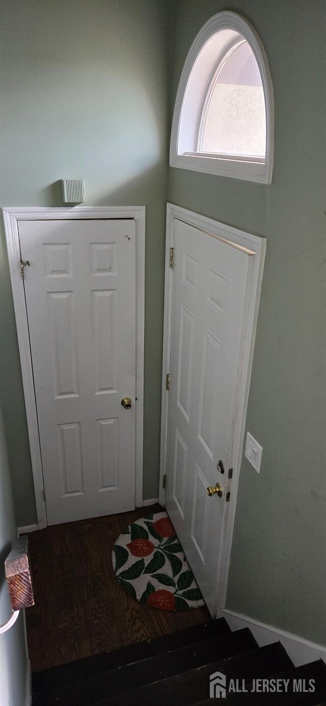 310 Michaels Ct Unit 310, Woodbridge Proper, NJ 07095 - photo 3