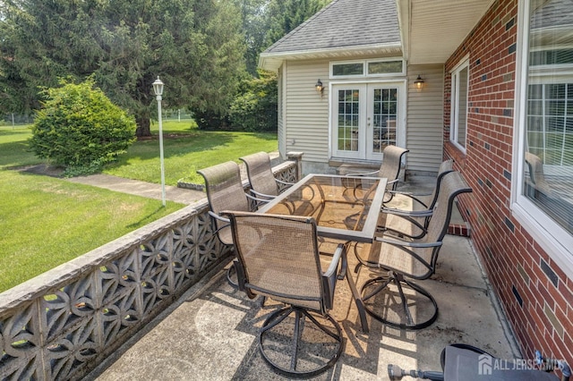 294 Fresh Pond Rd, South Brunswick, NJ 08902 - view of patio / terrace with outdoor dining area