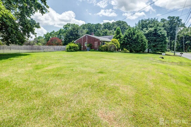 294 Fresh Pond Rd, South Brunswick, NJ 08902 - view of yard