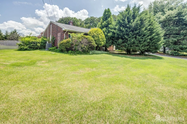 294 Fresh Pond Rd, South Brunswick, NJ 08902 - view of yard