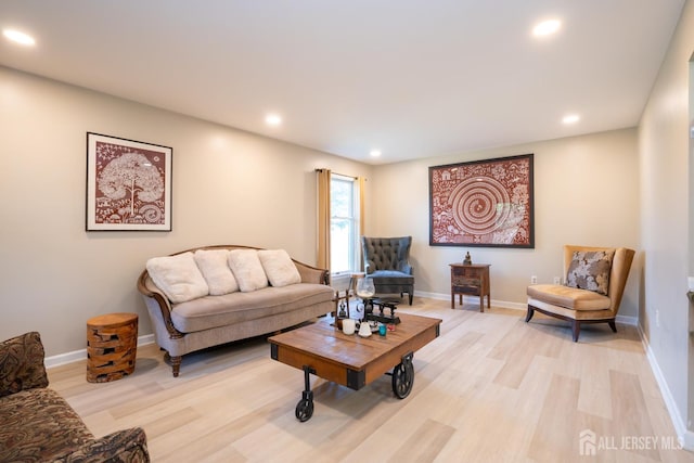 10 Chelsea Ct, South Brunswick, NJ 08810 - living room featuring light wood-style flooring and recessed lighting