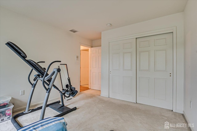 35 Fabiszewski Way, Parlin, NJ 08859 - exercise room with carpet flooring