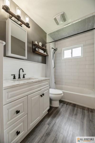 60 Mercury Cir, Old Bridge, NJ 08879 - photo 14