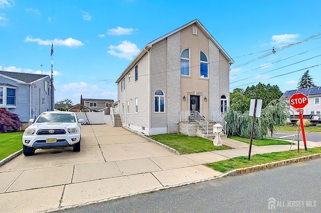 248 N 17th St N, Kenilworth, NJ 07033 - view of traditional home