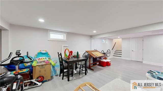 playroom with recessed lighting, baseboards, and wood finished floors