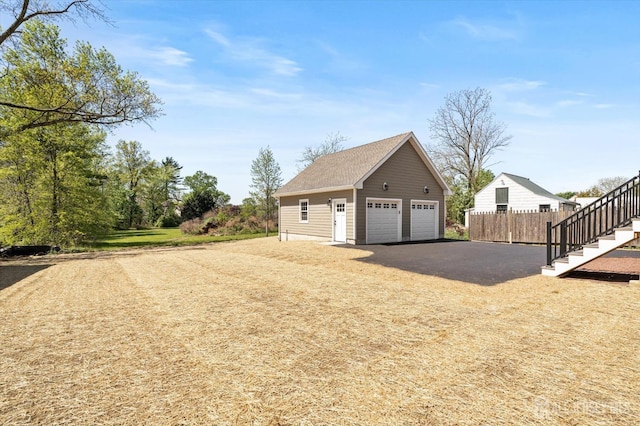 440 Ellisdale Rd, Chesterfield, NJ 08515 - detached garage featuring fence