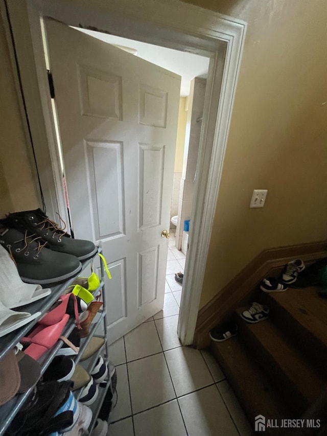 142 Joyce Kilmer Ave, New Brunswick, NJ 08901 - interior space with light tile patterned floors