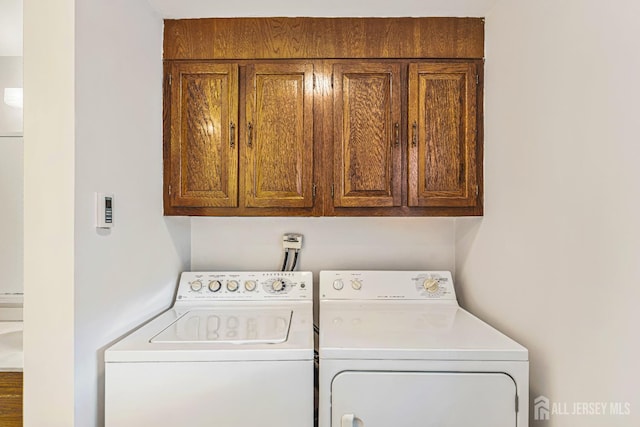 298-B Sharon Way, Monroe, NJ 08831 - washroom with washer and clothes dryer and cabinet space