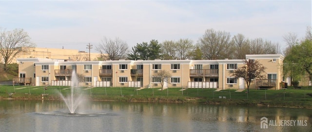 9 Lake Ave Unit 4A, East Brunswick, NJ 08816 - water view