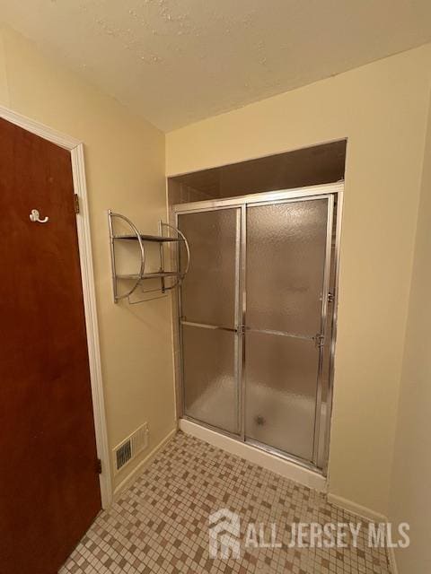 4 La Valencia Rd, Old Bridge, NJ 08857 - full bath featuring baseboards and a shower with shower door