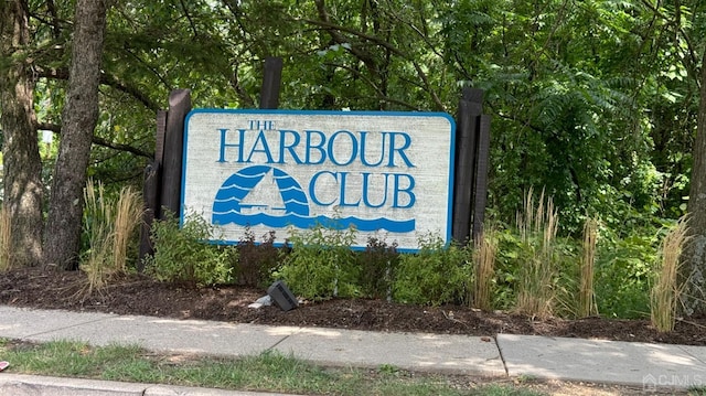 3002 Lighthouse Ln, Sayreville, NJ 08859 - view of community sign