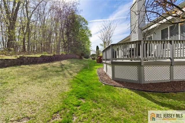 31 Cameron Ct, Monroe, NJ 08831 - view of grassy yard featuring a wooden deck