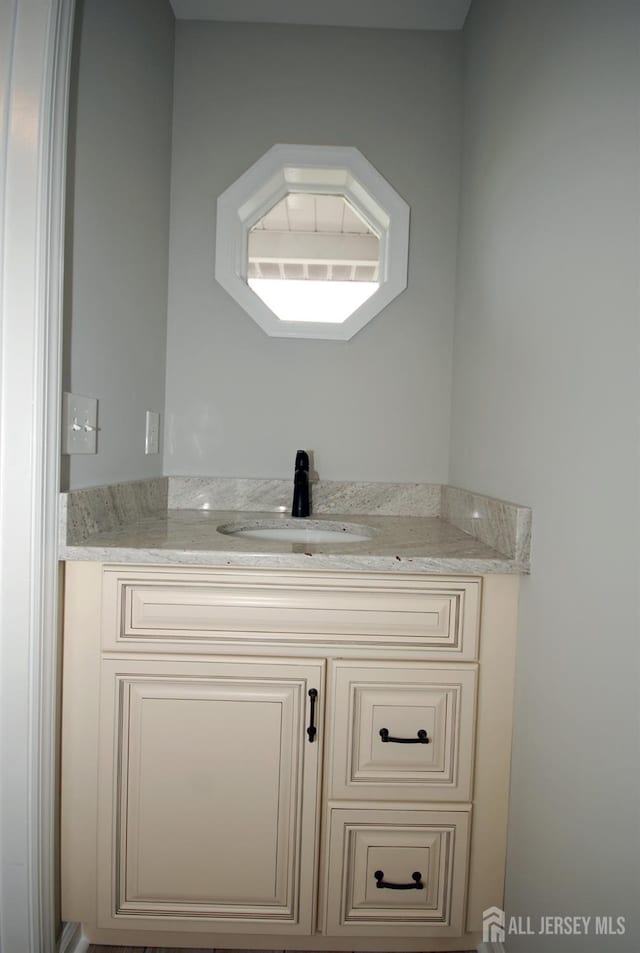54 Castle Pointe Blvd, Piscataway, NJ 08854 - bathroom with vanity