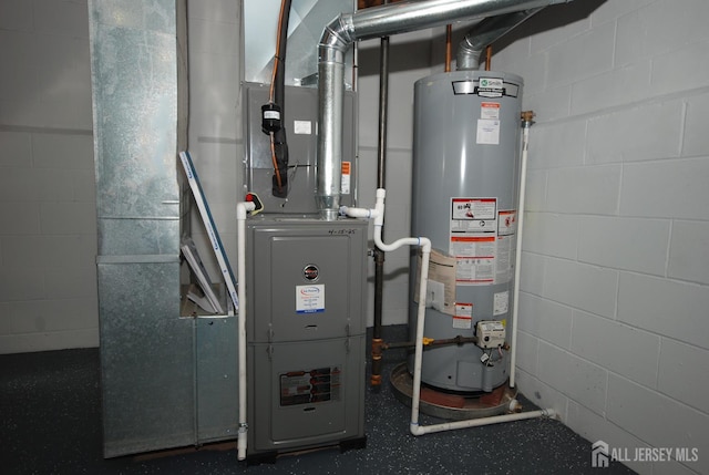54 Castle Pointe Blvd, Piscataway, NJ 08854 - utility room with gas water heater and heating unit