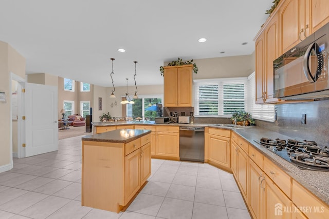 329 Valley View Cir, Freehold Twp, NJ 07728 - photo 68