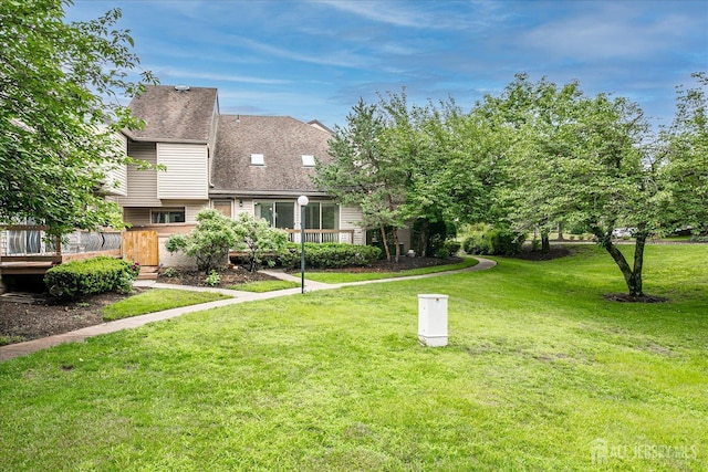 68 Kelly Dr, Edison, NJ 08820 - view of home's community featuring a yard