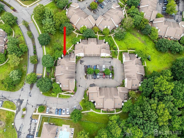 68 Kelly Dr, Edison, NJ 08820 - aerial view of property and surrounding area with nearby suburban area