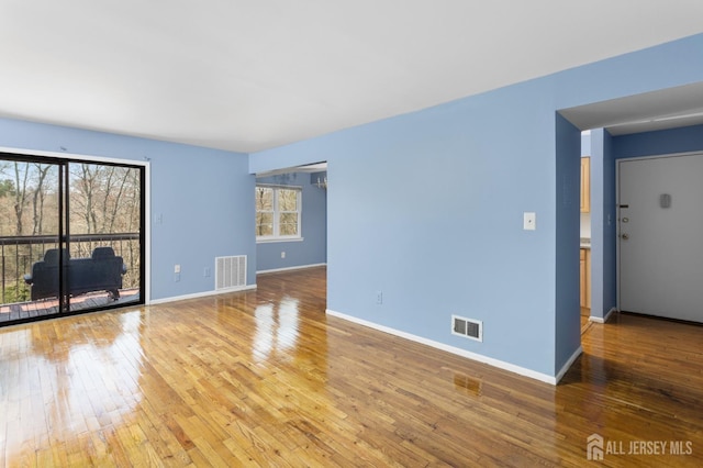 1724 Country Mill Dr, East Windsor, NJ 08512 - unfurnished room featuring light wood-style flooring and baseboards