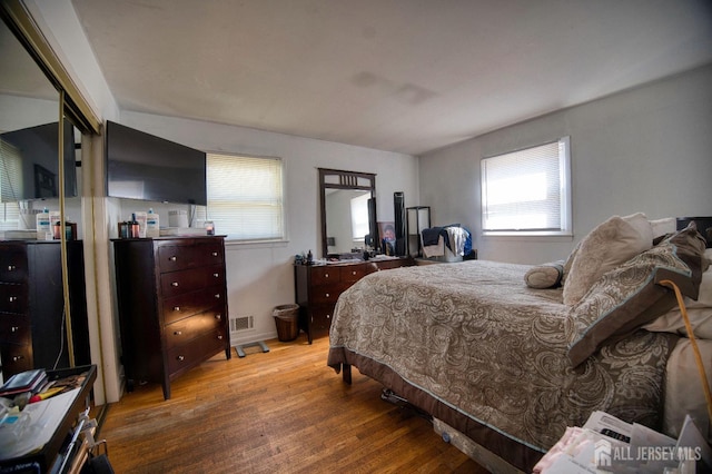 1301 Famuloro Dr, South Plainfield, NJ 07080 - photo 9