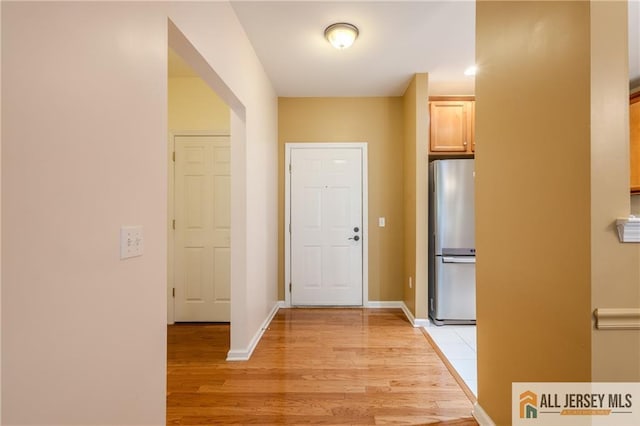 1410 Colts Cir, Lawrence, NJ 08648 - foyer featuring light wood-style floors and baseboards