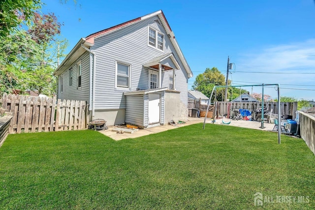 29 Pulawski Ave, South River, NJ 08882 - rear view of property with a fenced backyard