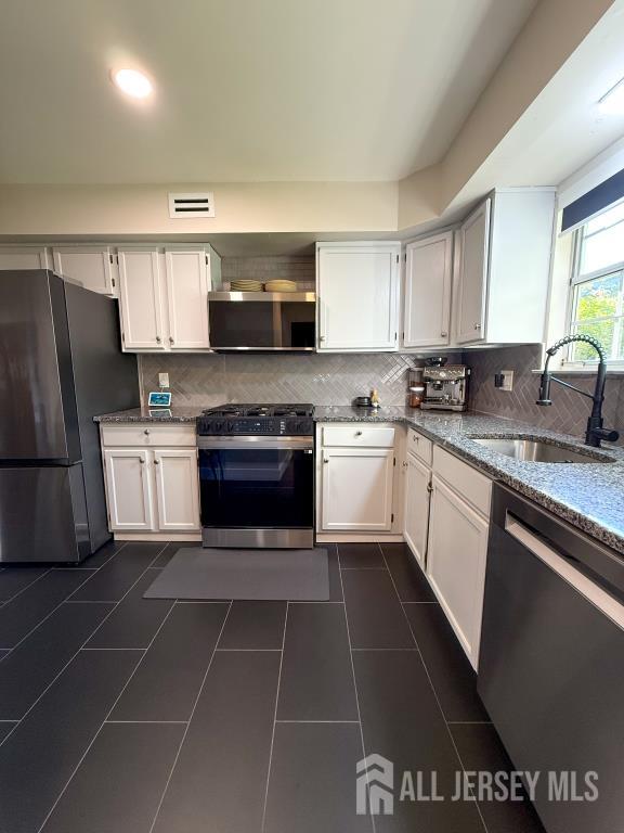813 Darlington Dr, Old Bridge, NJ 08857 - photo 11