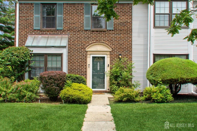 391 Danbury Ln, East Brunswick, NJ 08816 - photo 1