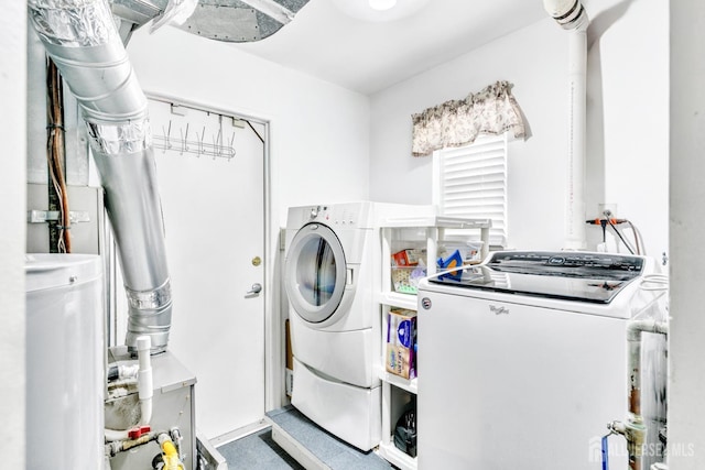 24 Higgins Rd, Old Bridge, NJ 08857 - laundry room featuring separate washer and dryer