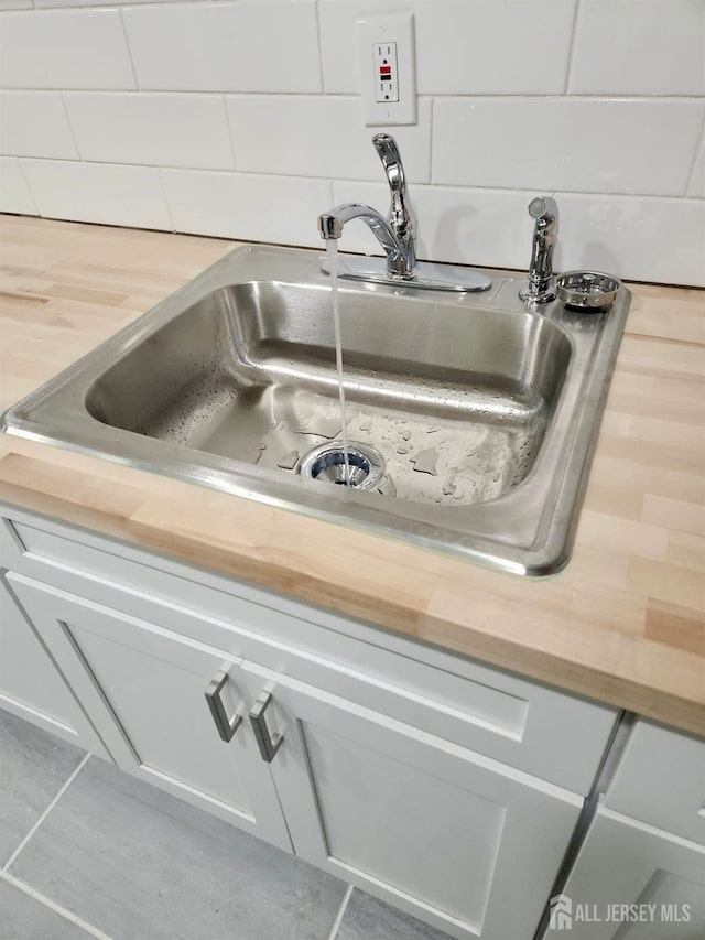 2828 E Yorkship Rd E Unit 1, Camden City, NJ 08104 - photo 1