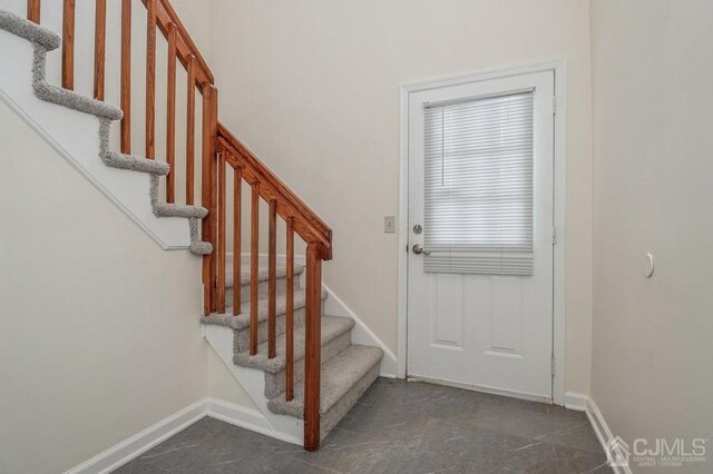 view of foyer entrance