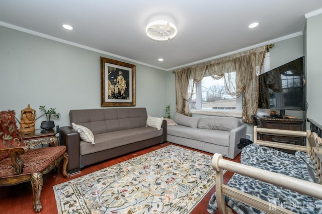 living room featuring recessed lighting, wood finished floors, and crown molding