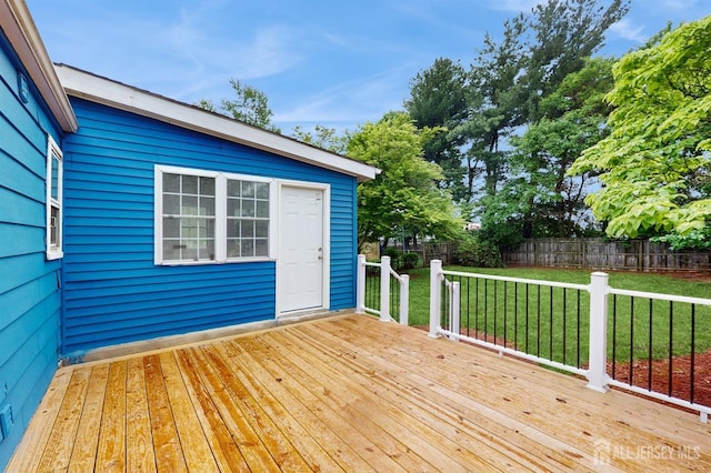 13 Prospect St, Metuchen, NJ 08840 - view of wooden deck