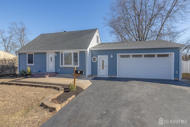 view of front facade with a garage