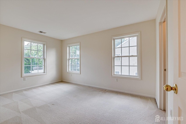 15 Fabiszewski Way, Parlin, NJ 08859 - unfurnished room featuring light carpet and baseboards