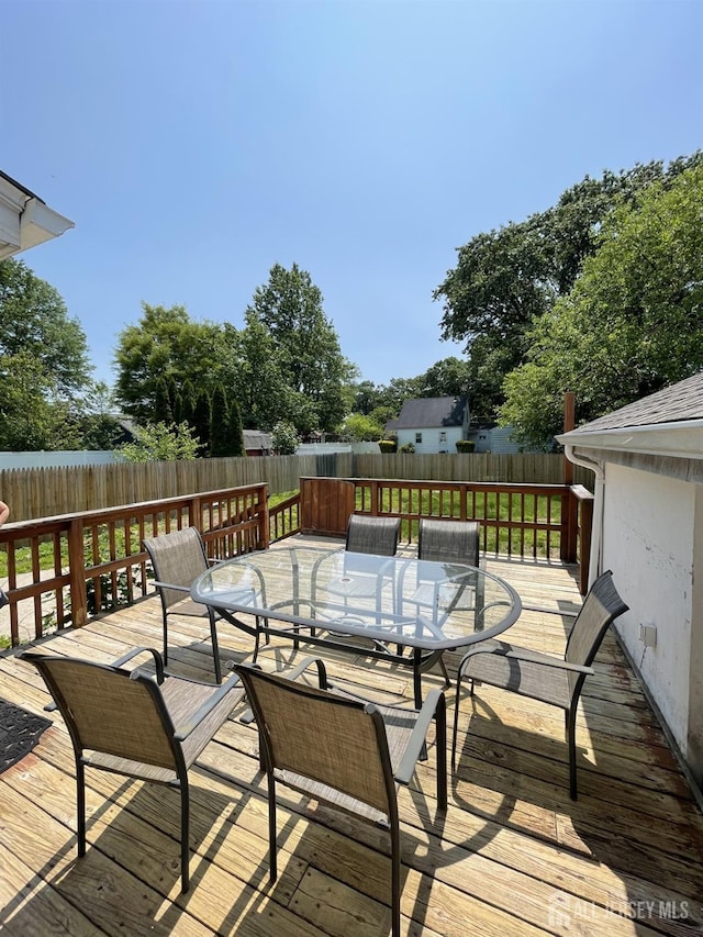 1211 S 9th St, South Plainfield, NJ 07080 - deck featuring outdoor dining area and a fenced backyard