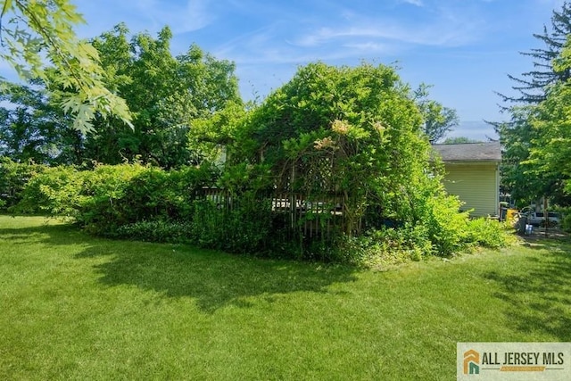 57 Jensen St, East Brunswick, NJ 08816 - view of green lawn