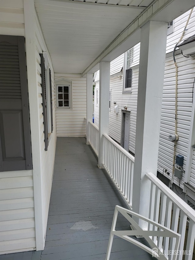 72 High St, Perth Amboy, NJ 08861 - view of wooden deck