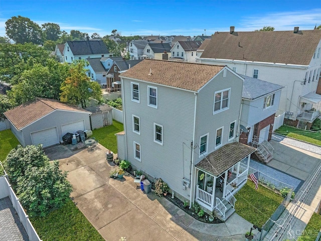 drone / aerial view featuring a residential view