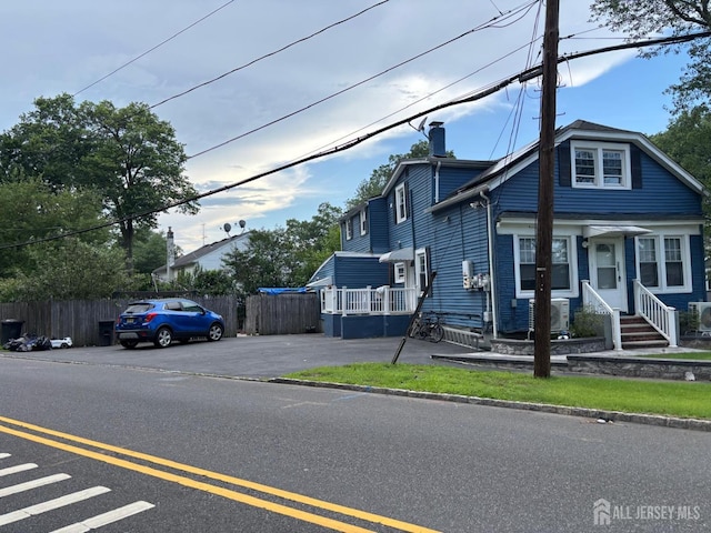 203 Walnut St, Dunellen, NJ 08812 - photo 2
