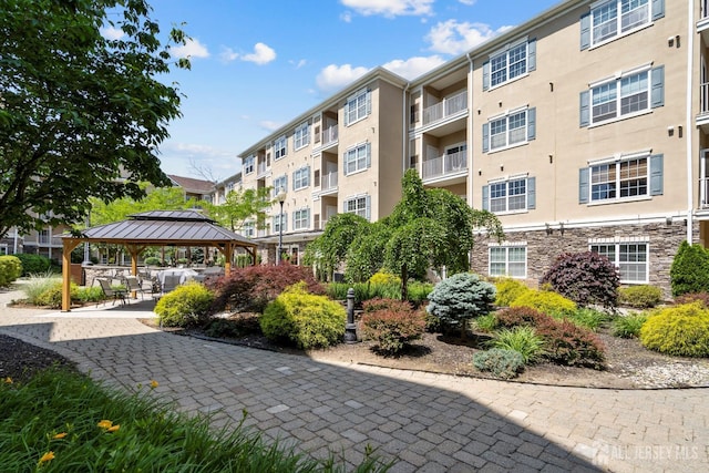 540 Cranbury Rd Unit 105, East Brunswick, NJ 08816 - view of apartment building / complex