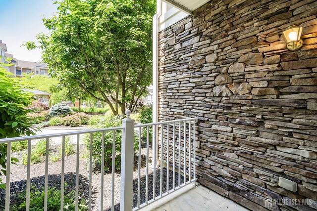 540 Cranbury Rd Unit 105, East Brunswick, NJ 08816 - view of balcony