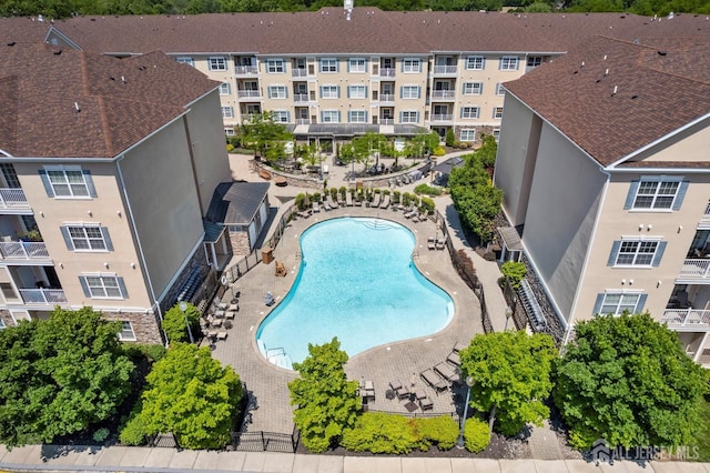 540 Cranbury Rd Unit 105, East Brunswick, NJ 08816 - view of community pool